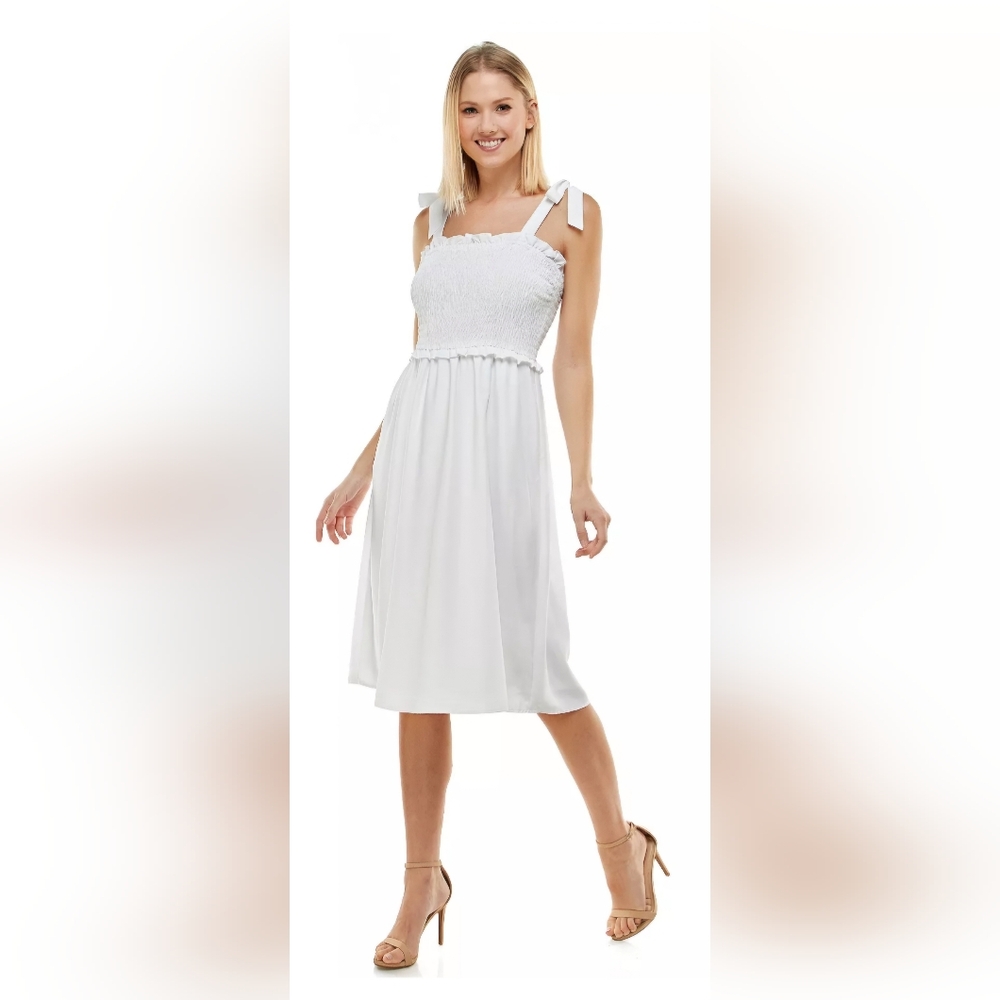Lily RoseJuniors' Tied Shoulder Smocked Midi Dress, Size M